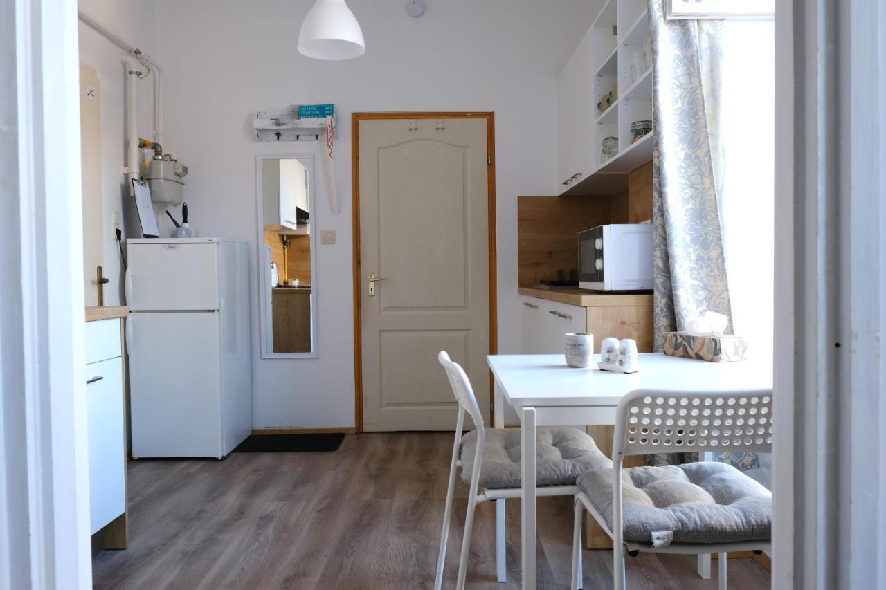 Varfal-Lak Apartman Sopron Esterno foto
