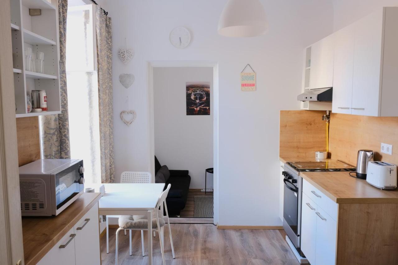 Varfal-Lak Apartman Sopron Esterno foto